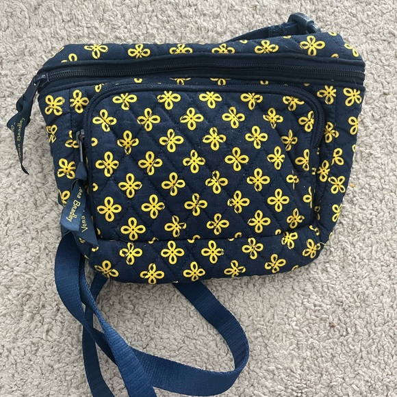 Vera Bradley Handbags - NWOT Vera Bradley Blue and Yellow Belt Bag/Crossbody Bag 👜